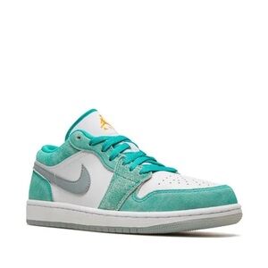 Nike Men's AIR Jordan 1 Low Shoes, New Emerald/Taxi-white